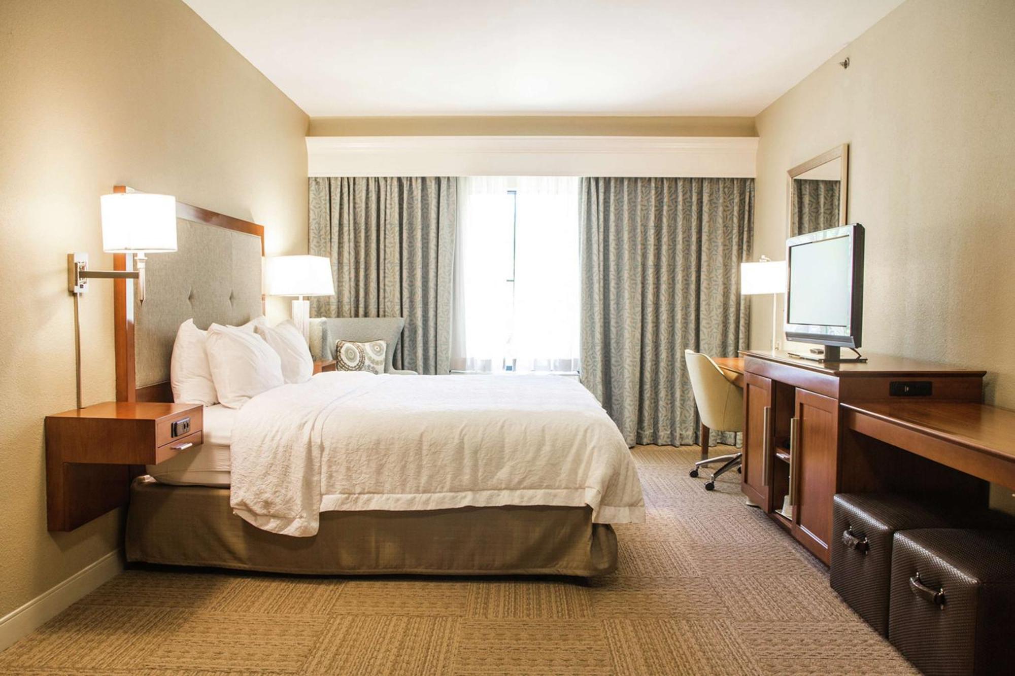 Hampton Inn Charleston-Daniel Island Esterno foto