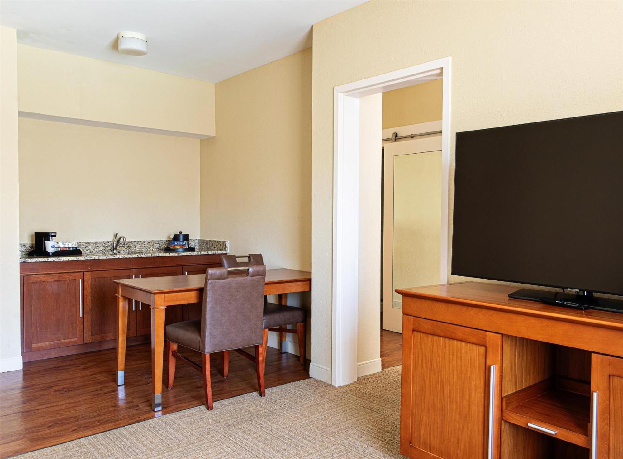 Hampton Inn Charleston-Daniel Island Esterno foto