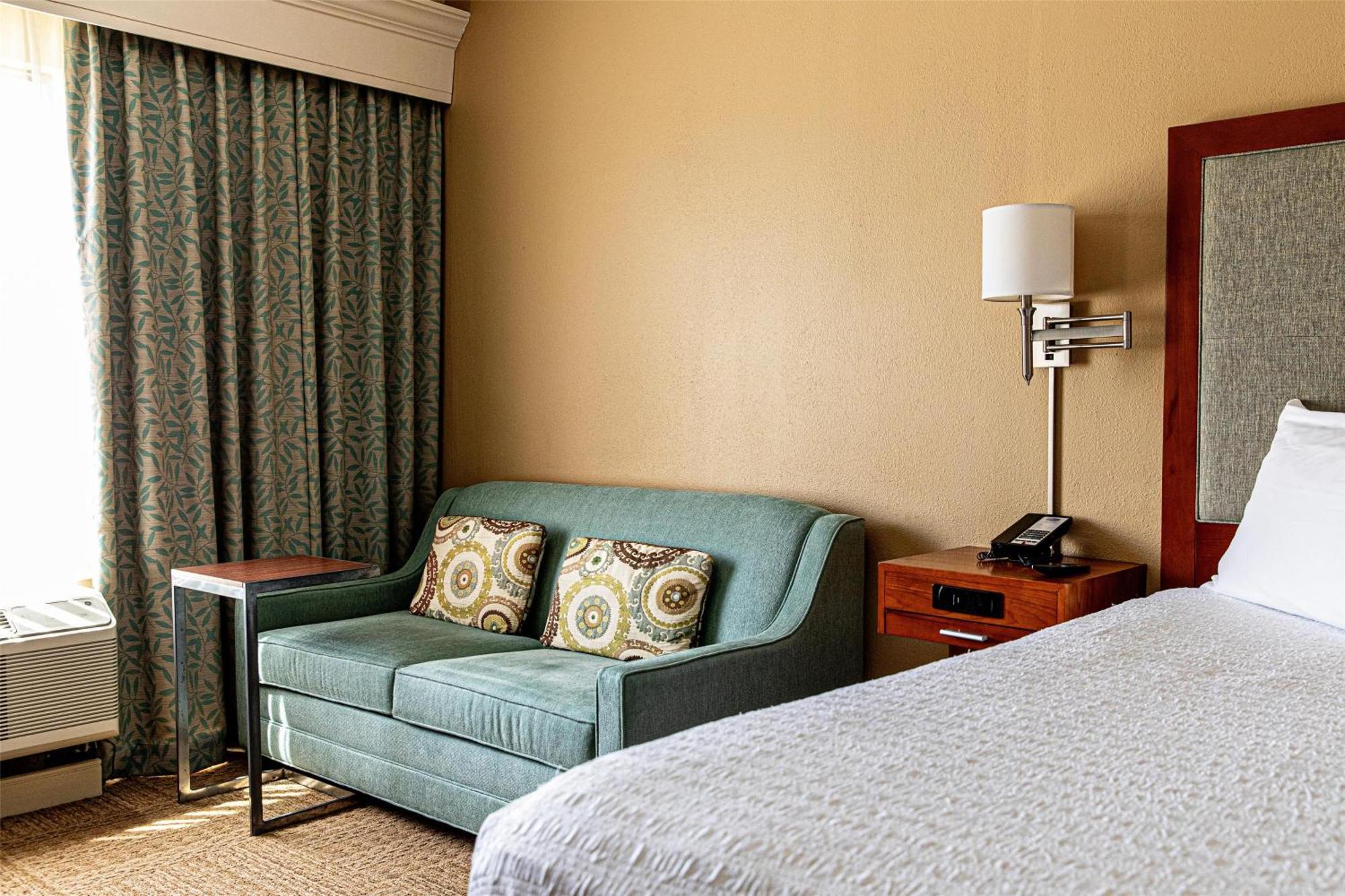 Hampton Inn Charleston-Daniel Island Esterno foto